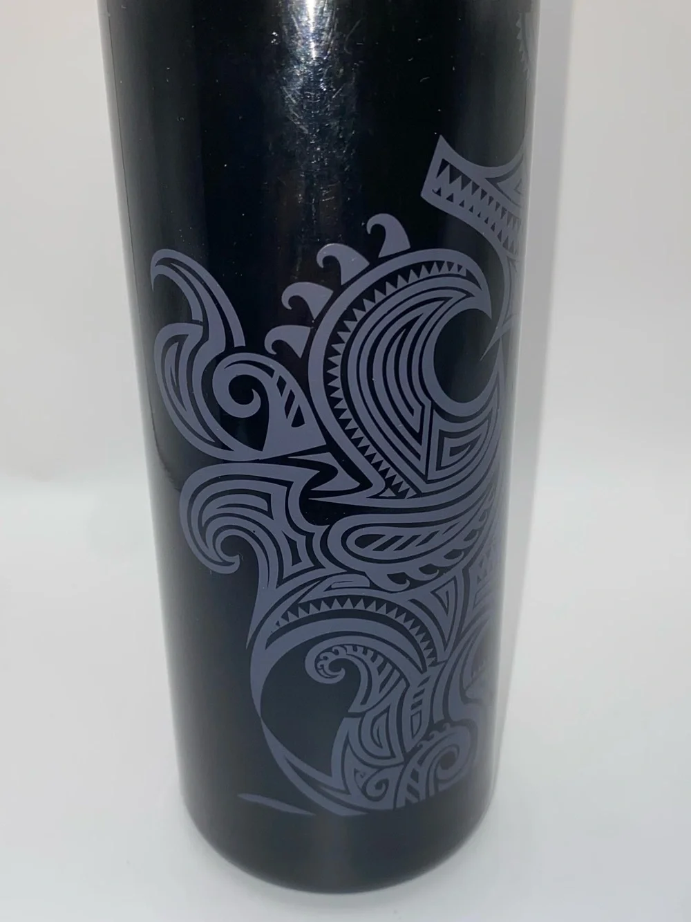 HAWAII Souvenir Travel Water Bottle Sip Straw Black